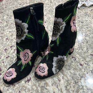 Rebecca Minkoff embroidered suede boots size 8